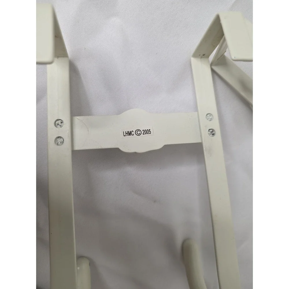 The Unbranded Brand distressed off